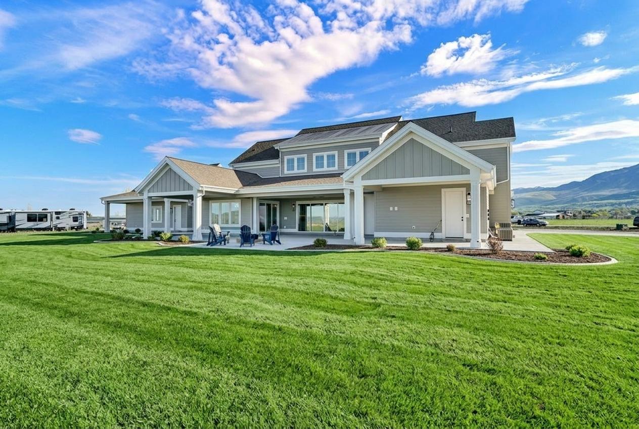 Willowbrook_Exterior2